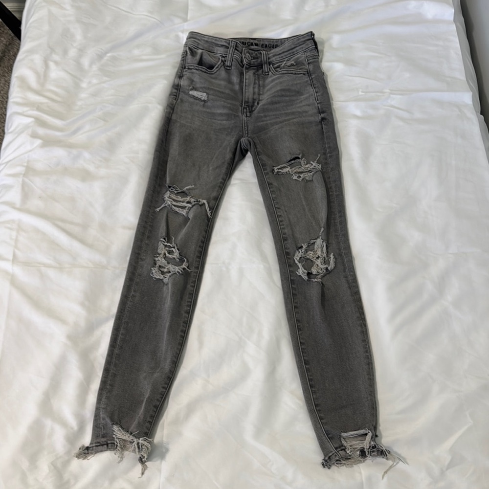 American Eagle Distressed High-Rise Gray Women's Jeans